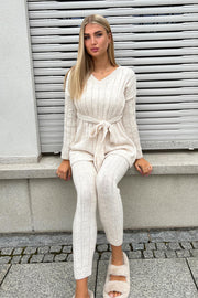 Knitted set with V-cut - beige